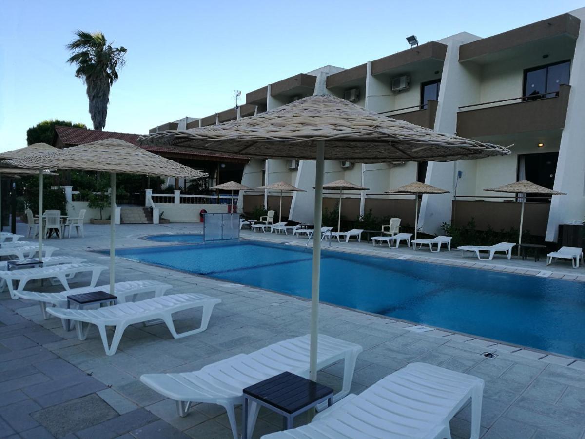 Golden Days Hotel Afándu Kültér fotó