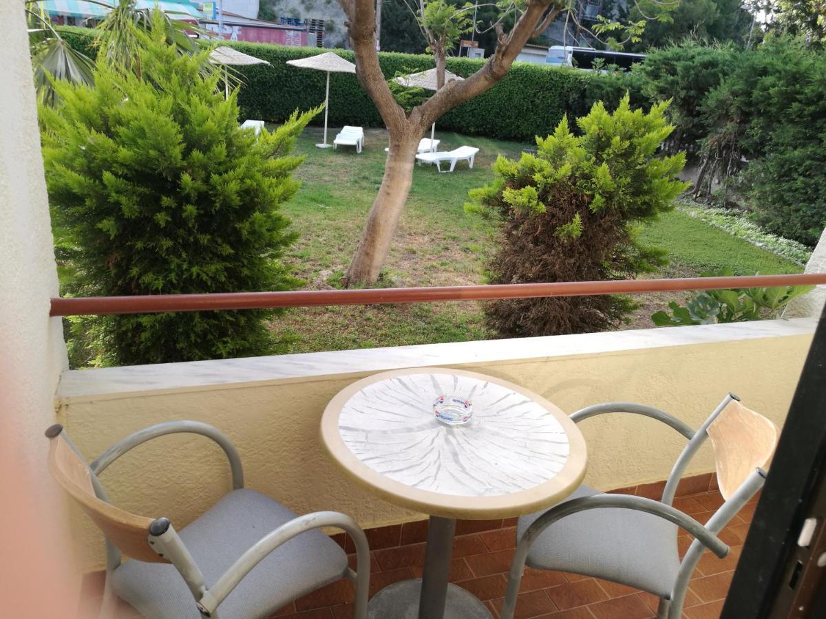 Golden Days Hotel Afándu Kültér fotó