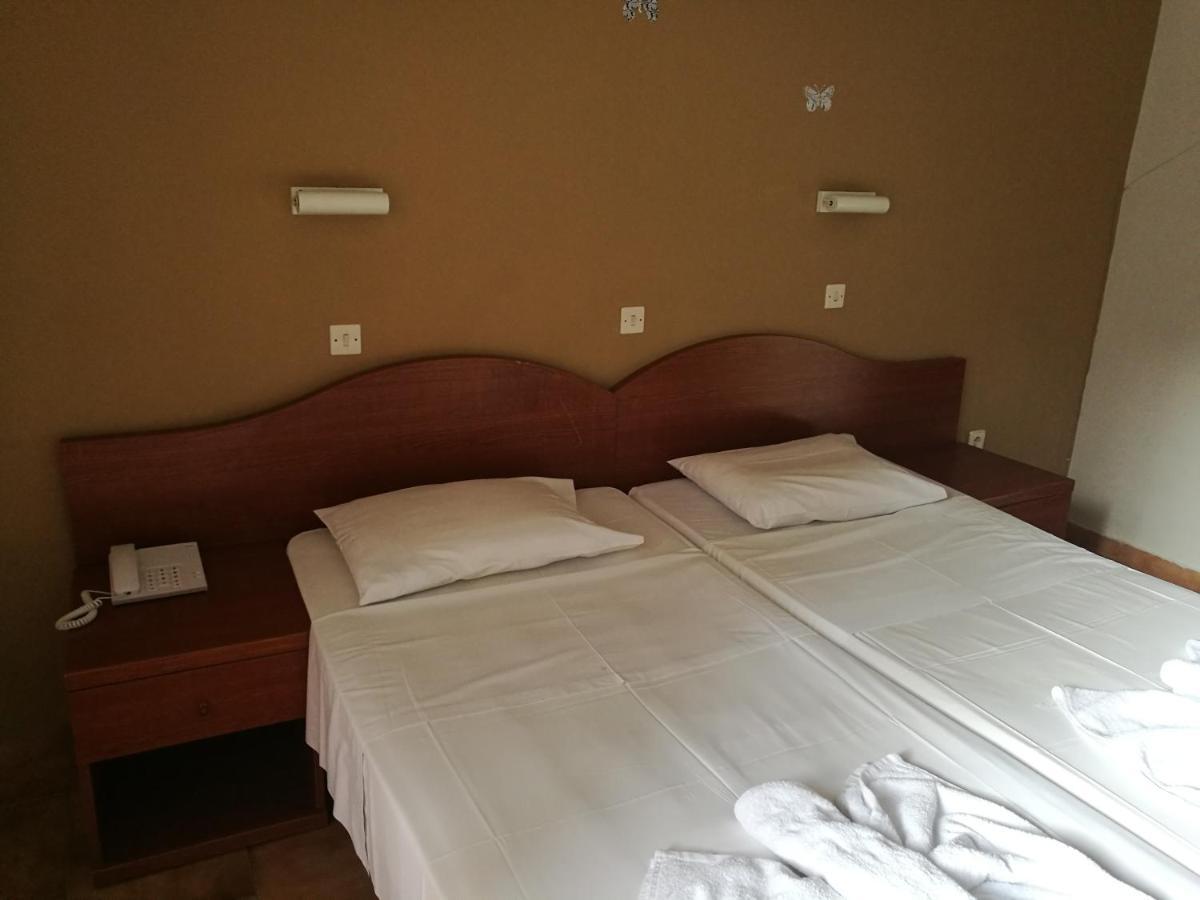 Golden Days Hotel Afándu Kültér fotó